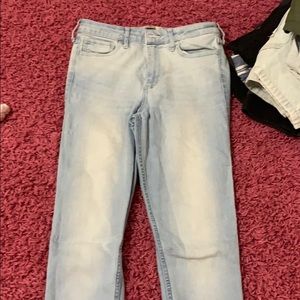 light wash skinny jeans